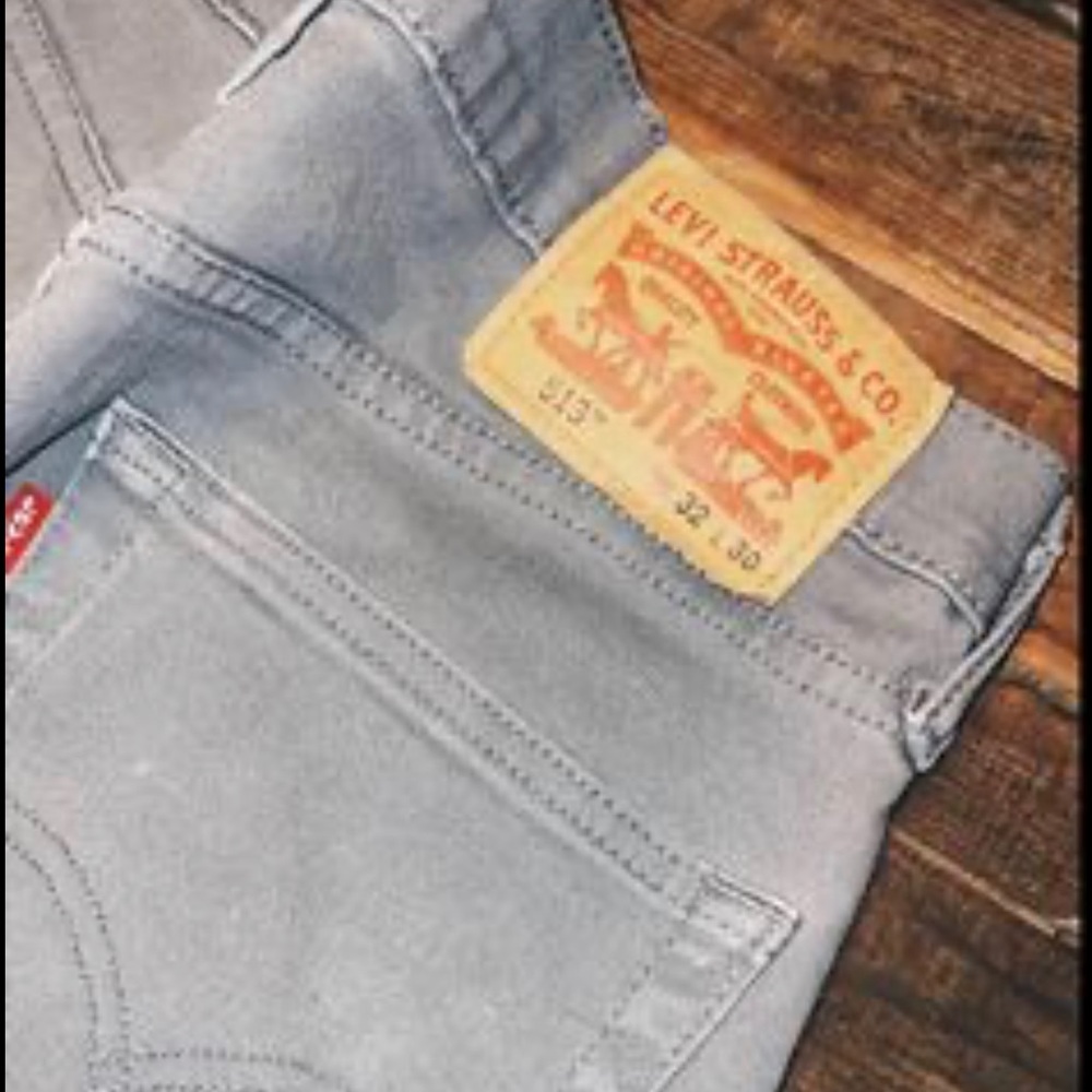 Levi mens jeans gray